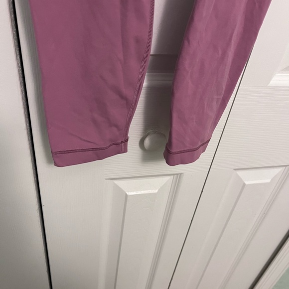 Lululemon Athletica size 4 Purple High-Waisted Leggings - Picture 5 of 5